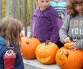4.children carving pumpkins 1150 600